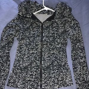 LULULEMON Scuba Hoodie Iced Wave White Black 4